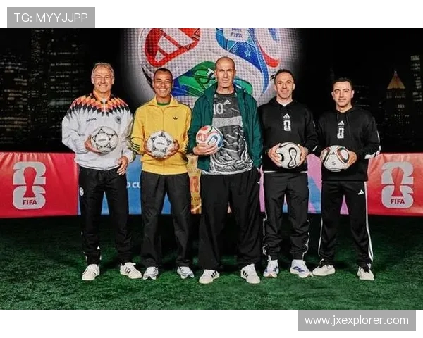 齐达内哈维皮耶罗克林斯曼卡福齐聚见证全新世界杯用球发布 - 副本 齐达内哈维皮耶罗克林斯曼卡福齐聚见证全新世界杯用球发布 - 副本