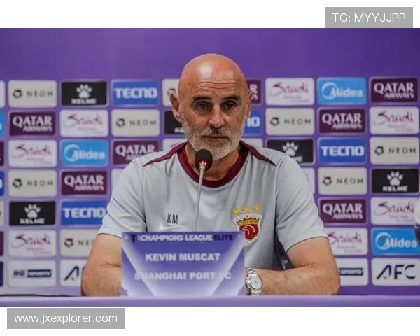 乌兹别克斯坦裁判纳贾法列夫执法海港客战武里南联比赛