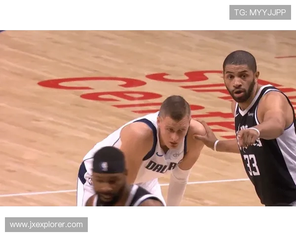 原创同获周最佳！东契奇布伦森隔空炸场，独行侠成最大背景板